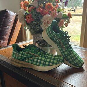 Brooks Launch ~ Happy St Patrick’s Day